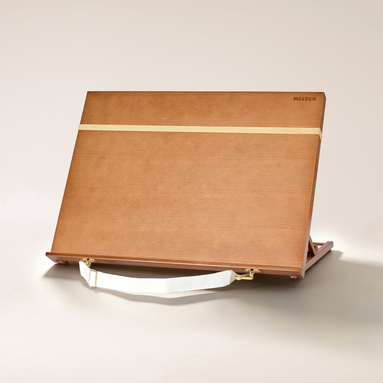 meeden-a2-chevalet-de-table-dessin-bois-noyer-grand image 1