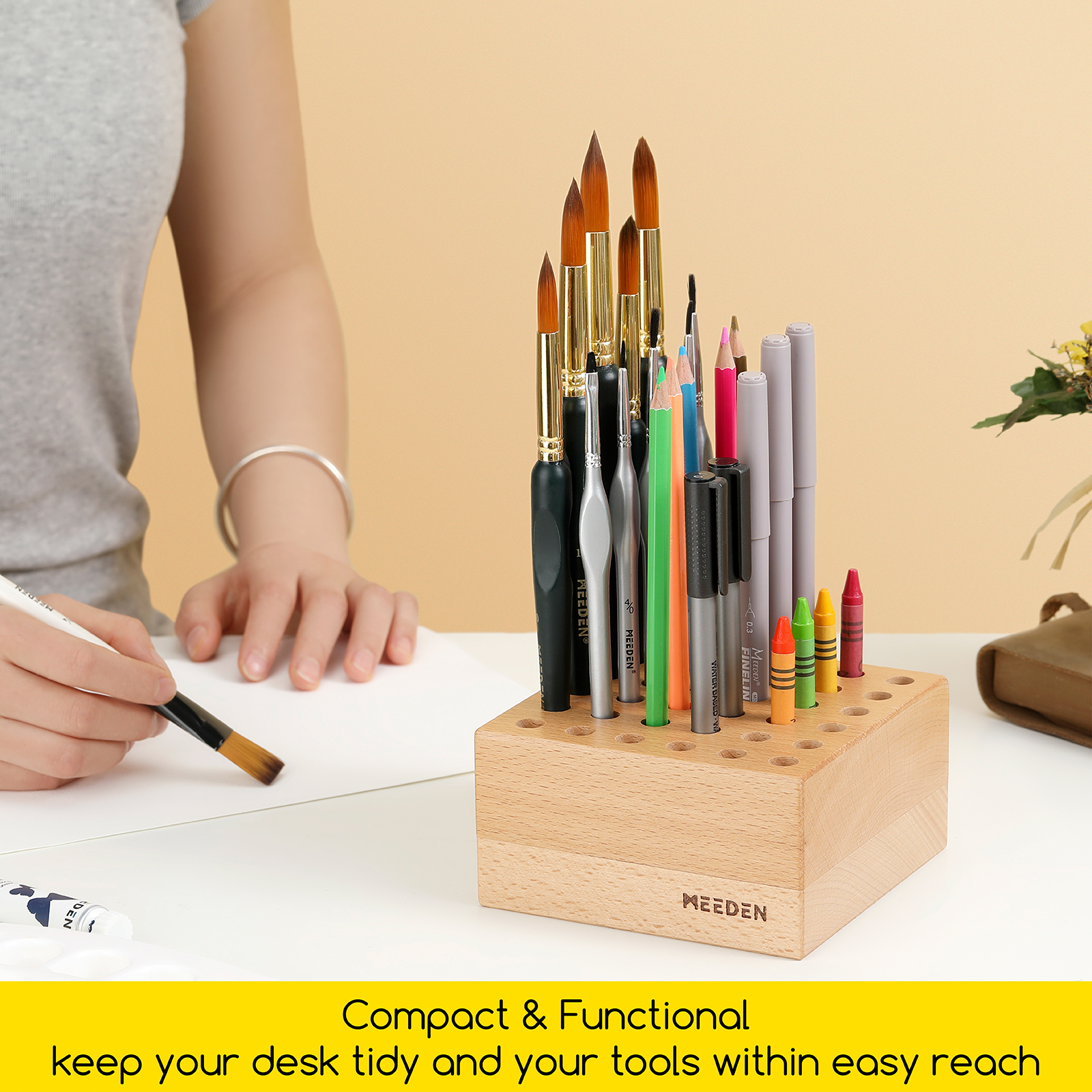 meeden-brush-holders-pot-pinceaux-bois-h-tre-36-trous image 4