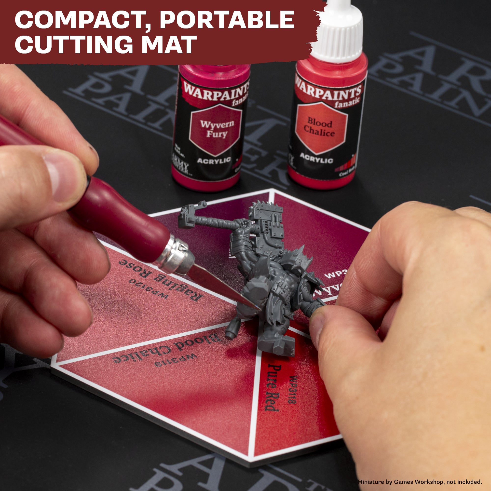 the-army-painter-hex-cutting-mat-cool-reds-tapis-d-coupe image 2