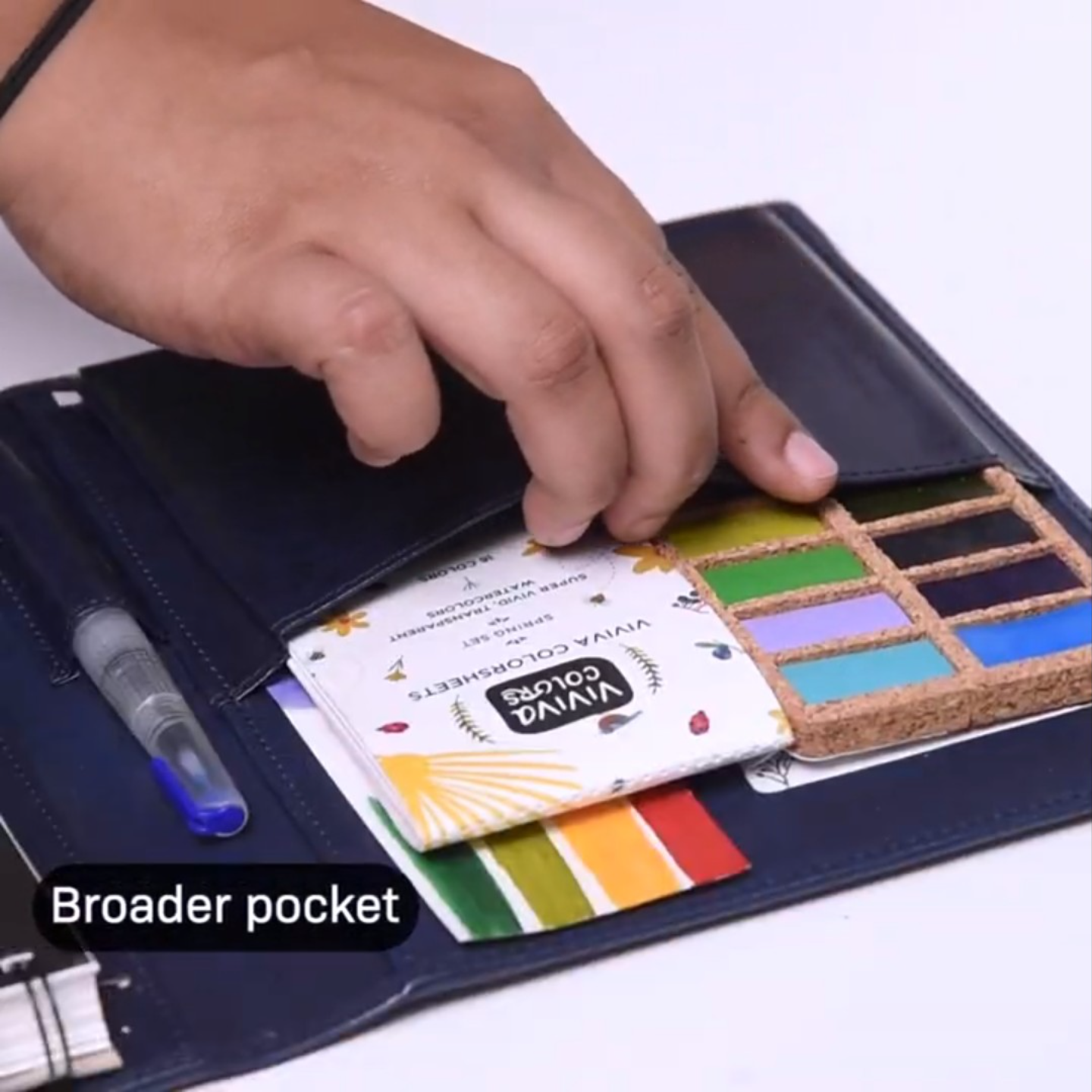 viviva-travel-kits-original-a5-kit-aquarelle-16-couleurs-vegan image 5