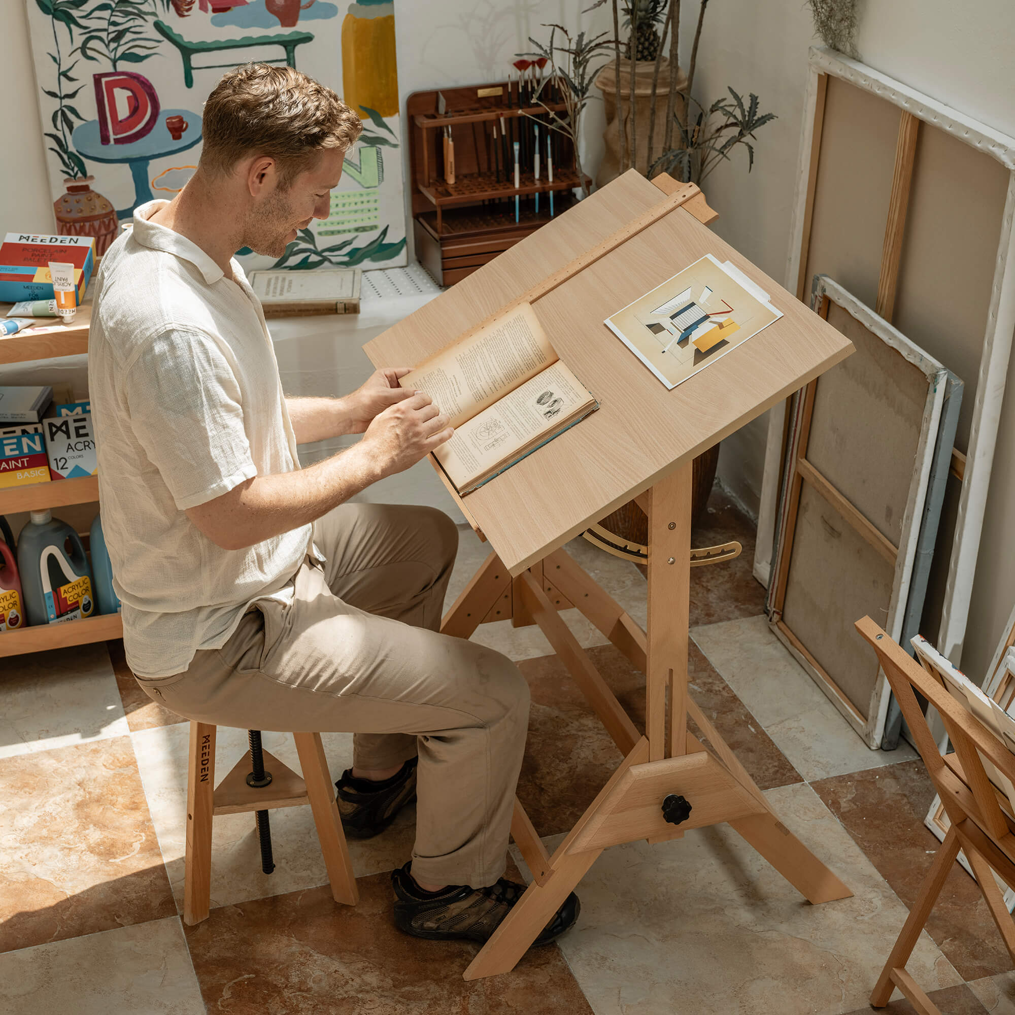 meeden-xsz-2-table-dessin-bois-naturel-tabouret image 3